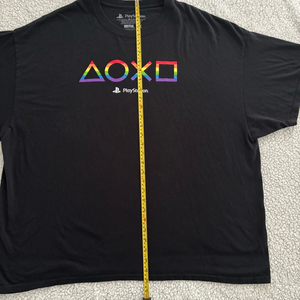 PLAYSTATION Rainbow T -Shirt. Adult Size 3X. Gently Worn. Great Condition - Picture 3 of 5